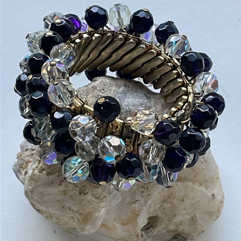 Rare Vintage Made in Japan Aurora Borelis Beaded Cha Cha Stretch Bracelet